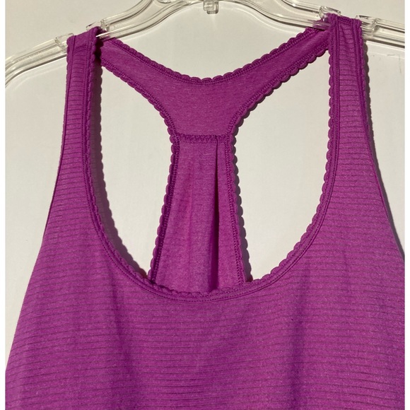 Lululemon 105F Singlet Lightweight Racerback for Yoga Tank in Dark Pink Size 4-6 - Picture 7 of 11